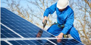 Installation Maintenance Panneaux Solaires Photovoltaïques à Saint-Dizier-les-Domaines